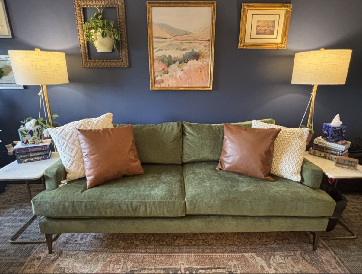 Robyn Flores's therapy office at Therapy Space Frisco, Frisco